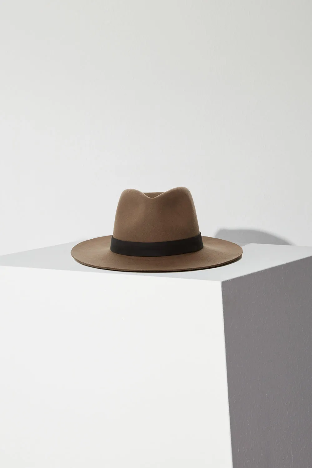 Luca Fedora Hat in Camel